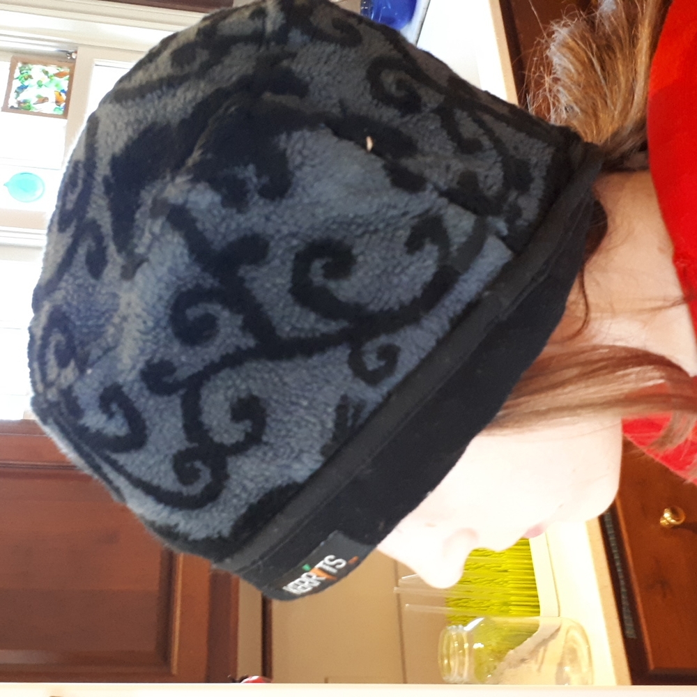 Kerrits reversible beanie hat.